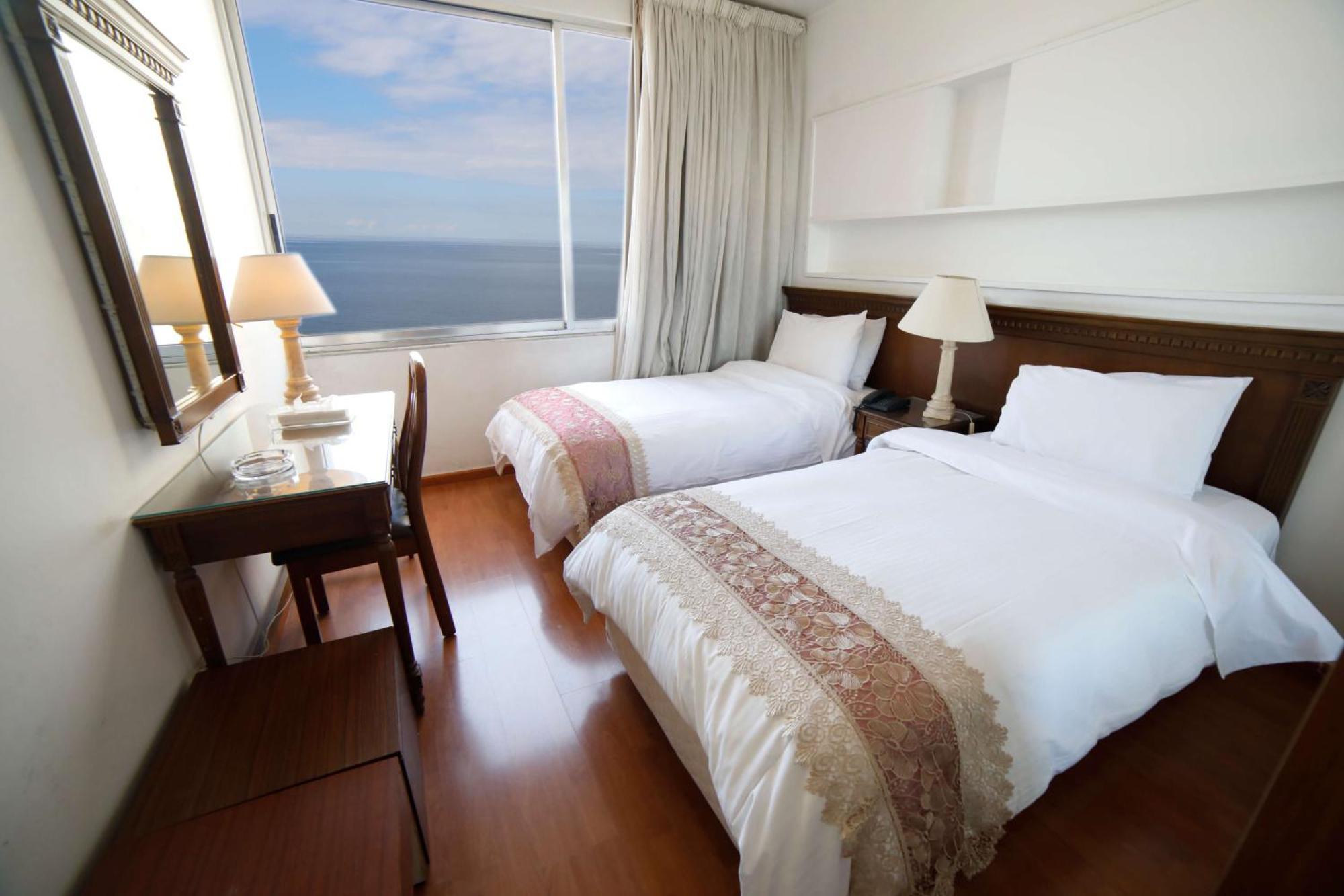 Holiday Home Suites Beirut Exteriör bild