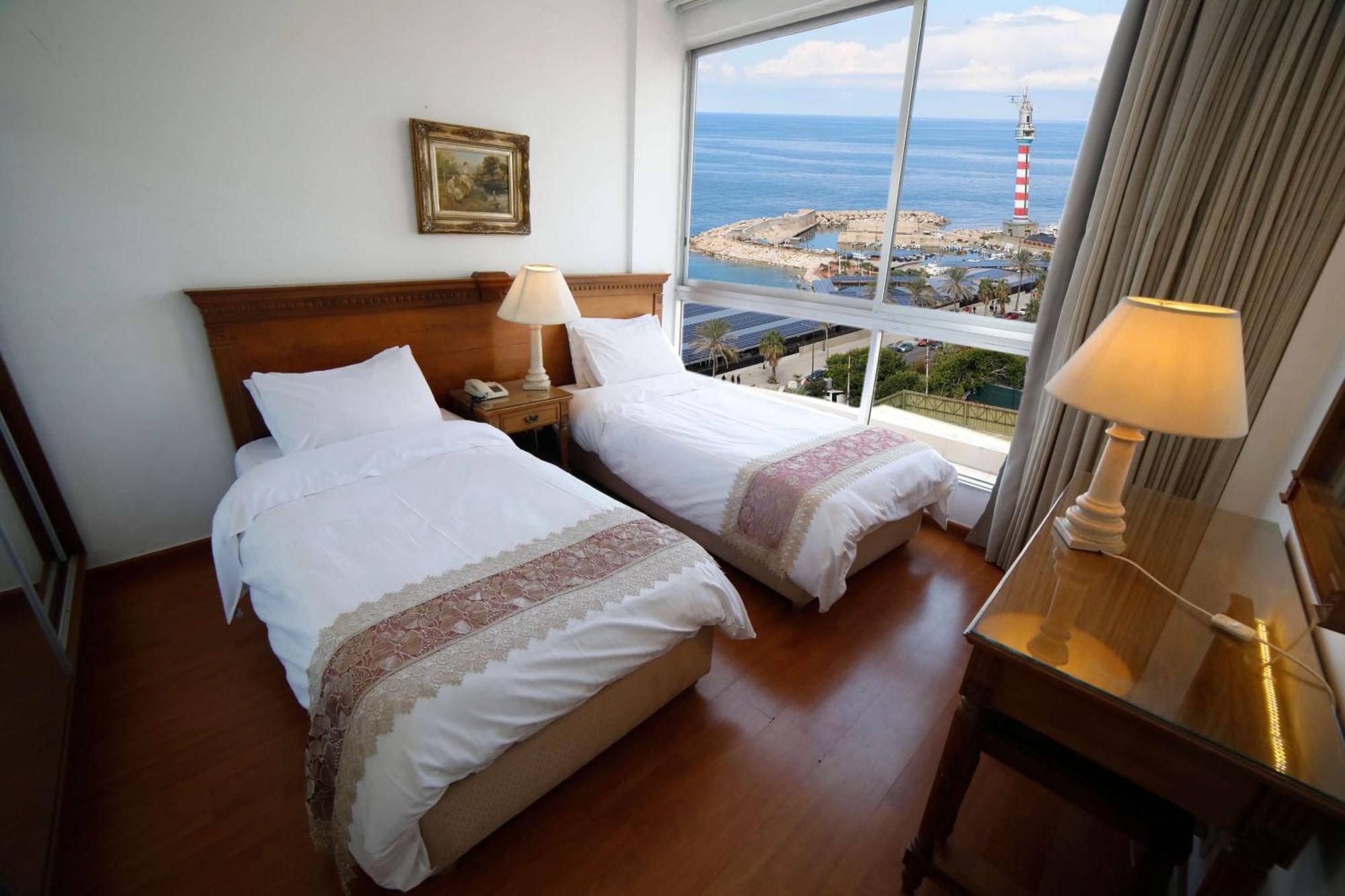 Holiday Home Suites Beirut Exteriör bild