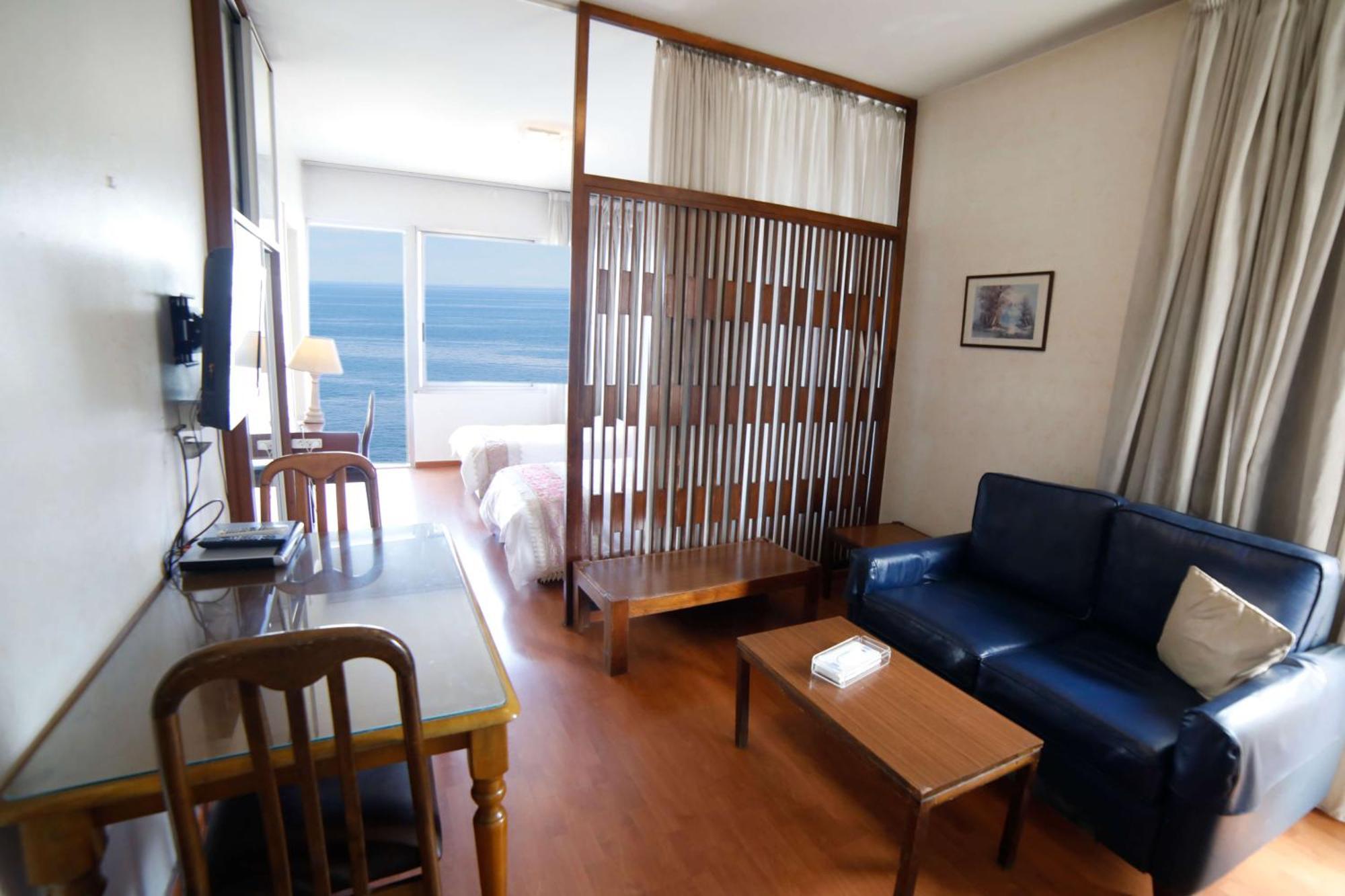 Holiday Home Suites Beirut Exteriör bild