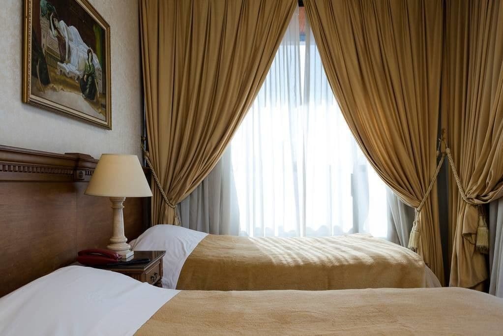 Holiday Home Suites Beirut Exteriör bild