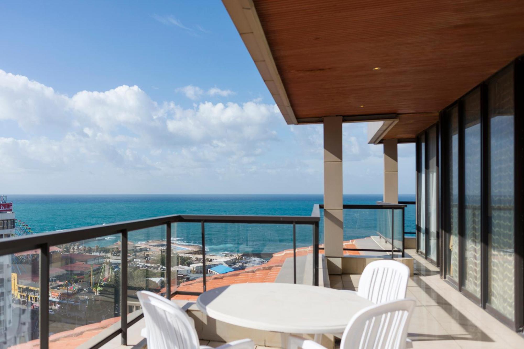 Holiday Home Suites Beirut Exteriör bild